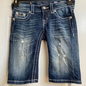 Miss me Bermuda jeans.